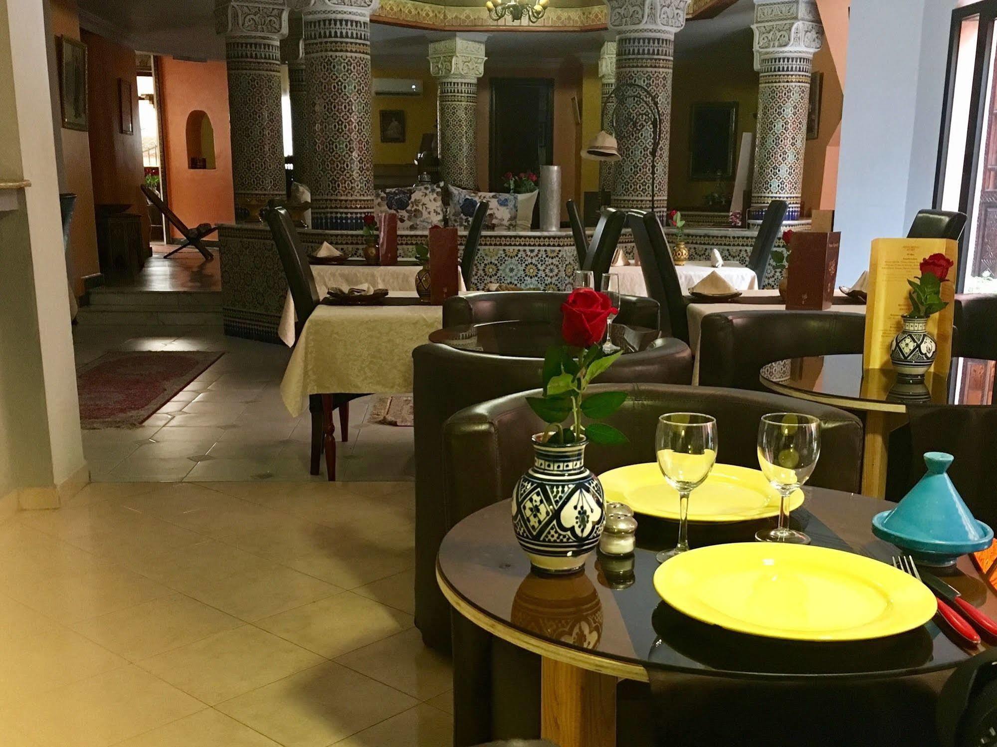 Hotel Tafoukt Marrakesh Exterior photo